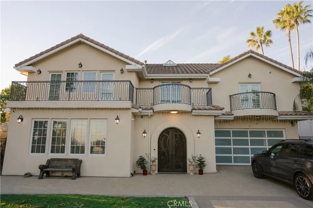 1135 E Verdugo Avenue Burbank, CA 91501