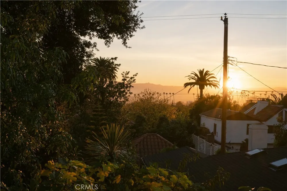 1135 E Verdugo Avenue Burbank, CA 91501