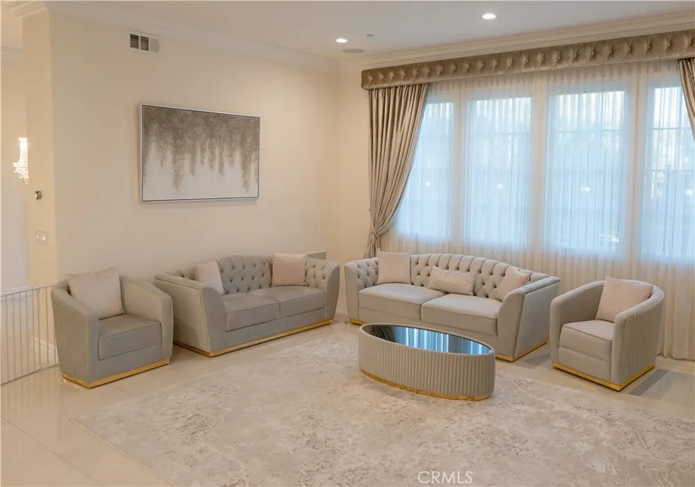 1135 E Verdugo Avenue Burbank, CA 91501