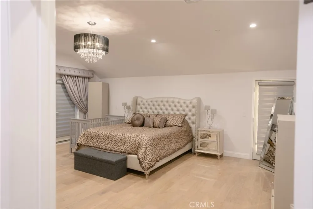 1135 E Verdugo Avenue Burbank, CA 91501