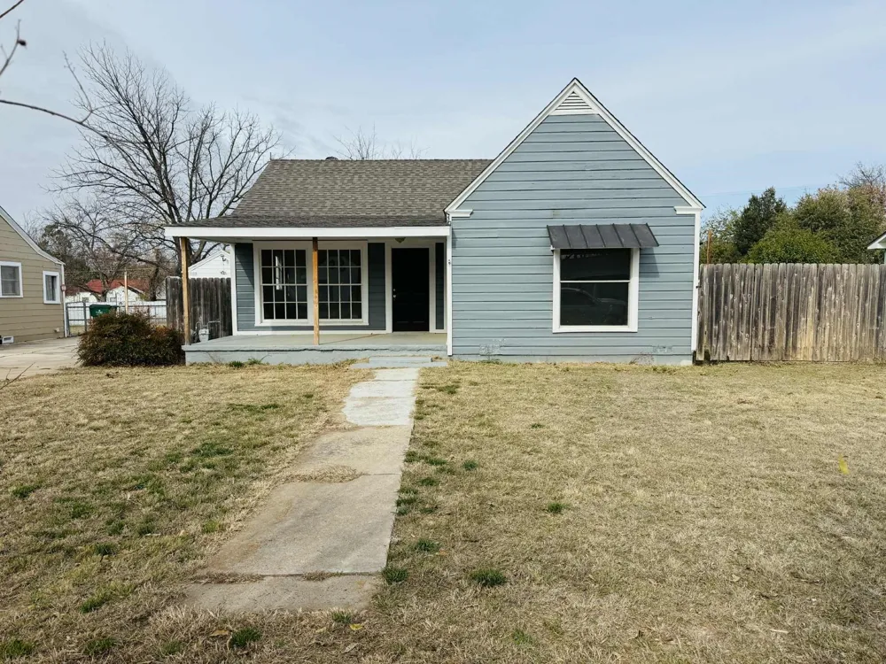 209 Hollywood Street Coleman, TX 76834