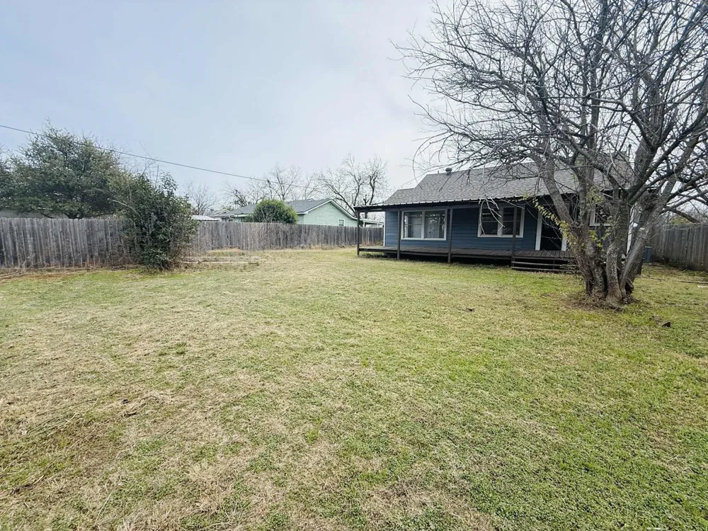 209 Hollywood Street Coleman, TX 76834