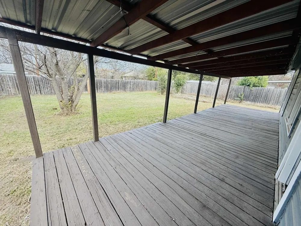 209 Hollywood Street Coleman, TX 76834