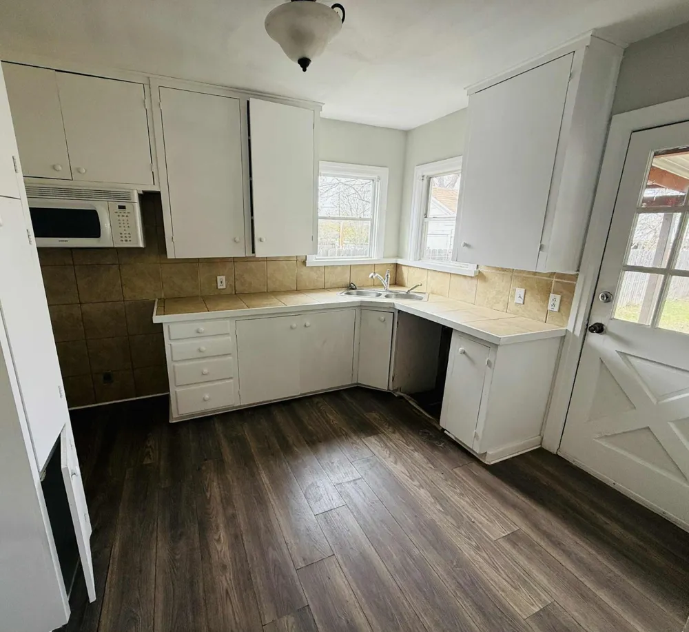 209 Hollywood Street Coleman, TX 76834