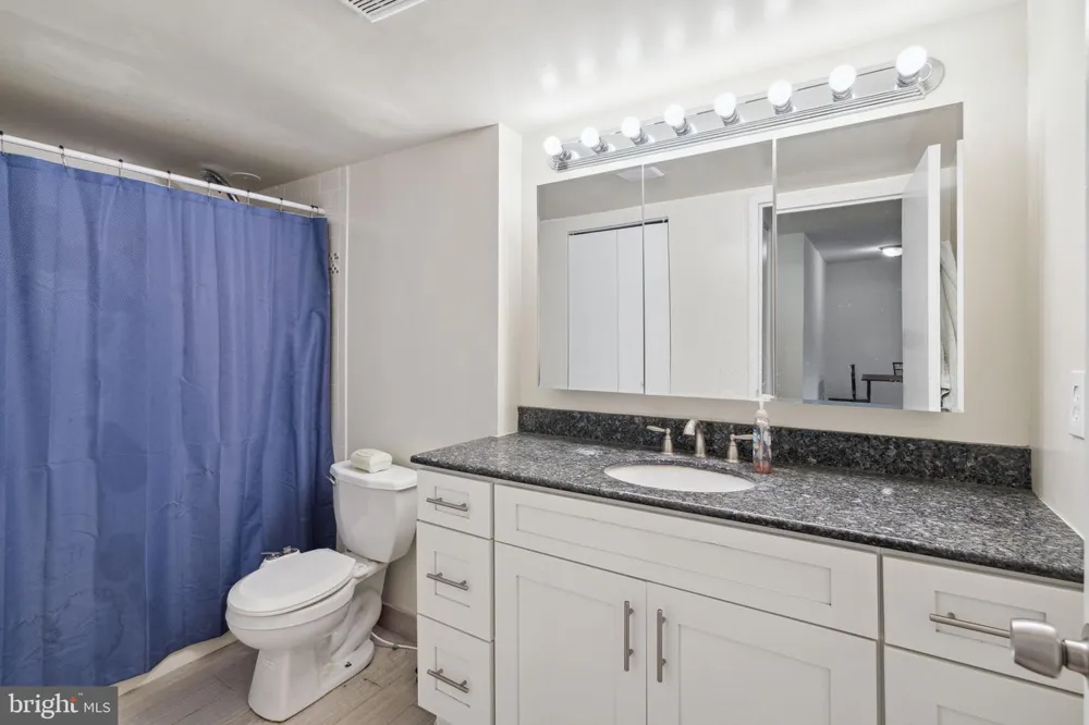 1420 LOCUST STREET #8O Philadelphia, PA 19102