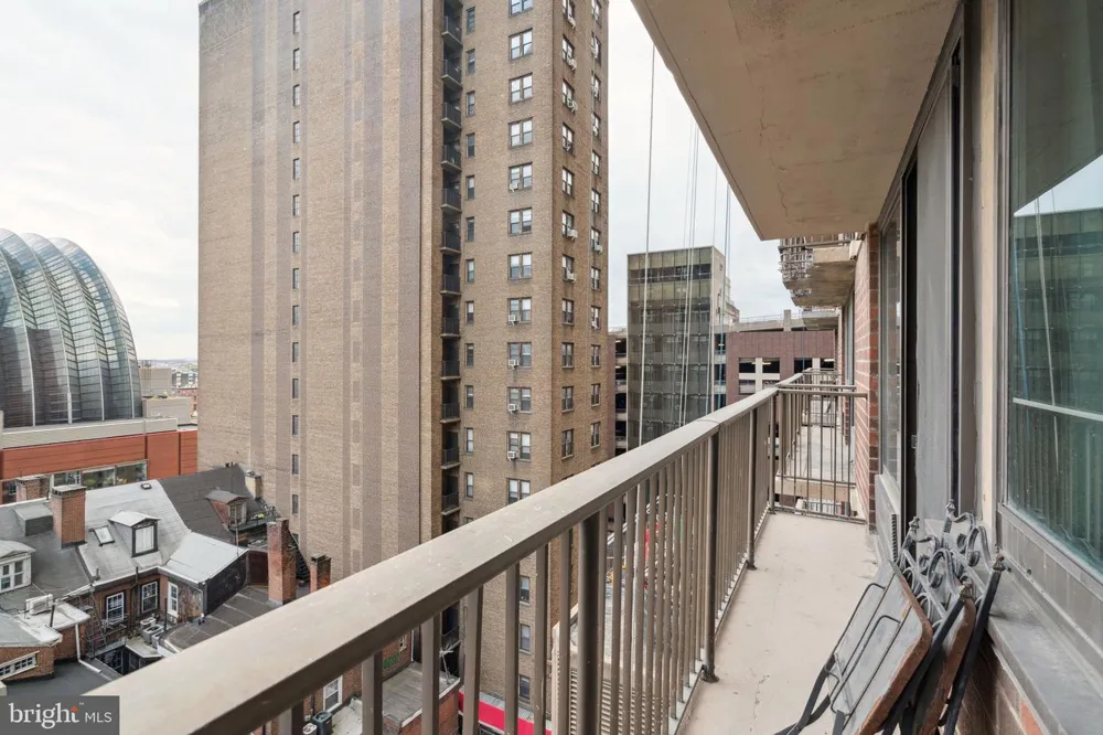 1420 LOCUST STREET #8O Philadelphia, PA 19102