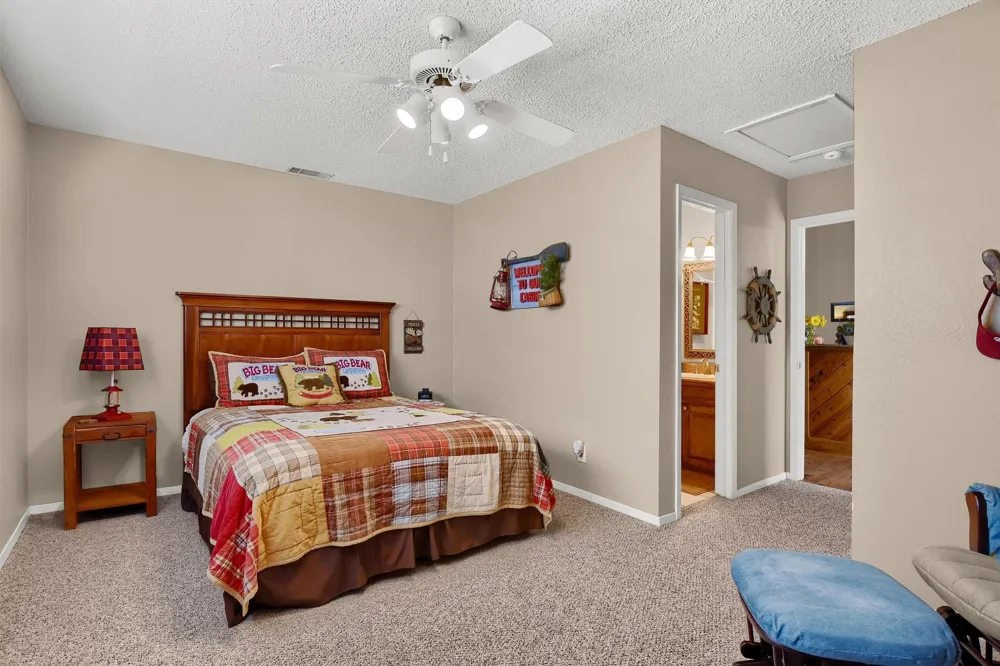 1214 Kiowa Drive E Lake Kiowa, TX 76240