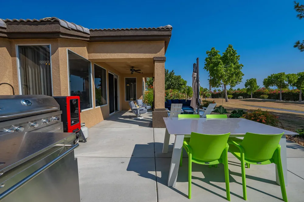 29869 W Laguna Drive Cathedral City, CA 92234