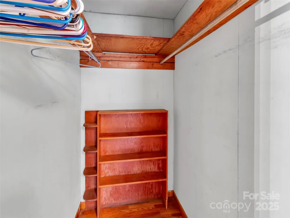 18 & 44 Sierra Point Waynesville, NC 28786