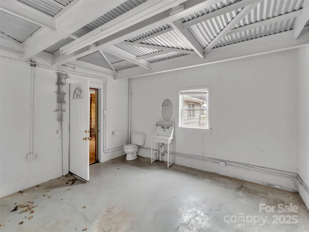 18 & 44 Sierra Point Waynesville, NC 28786