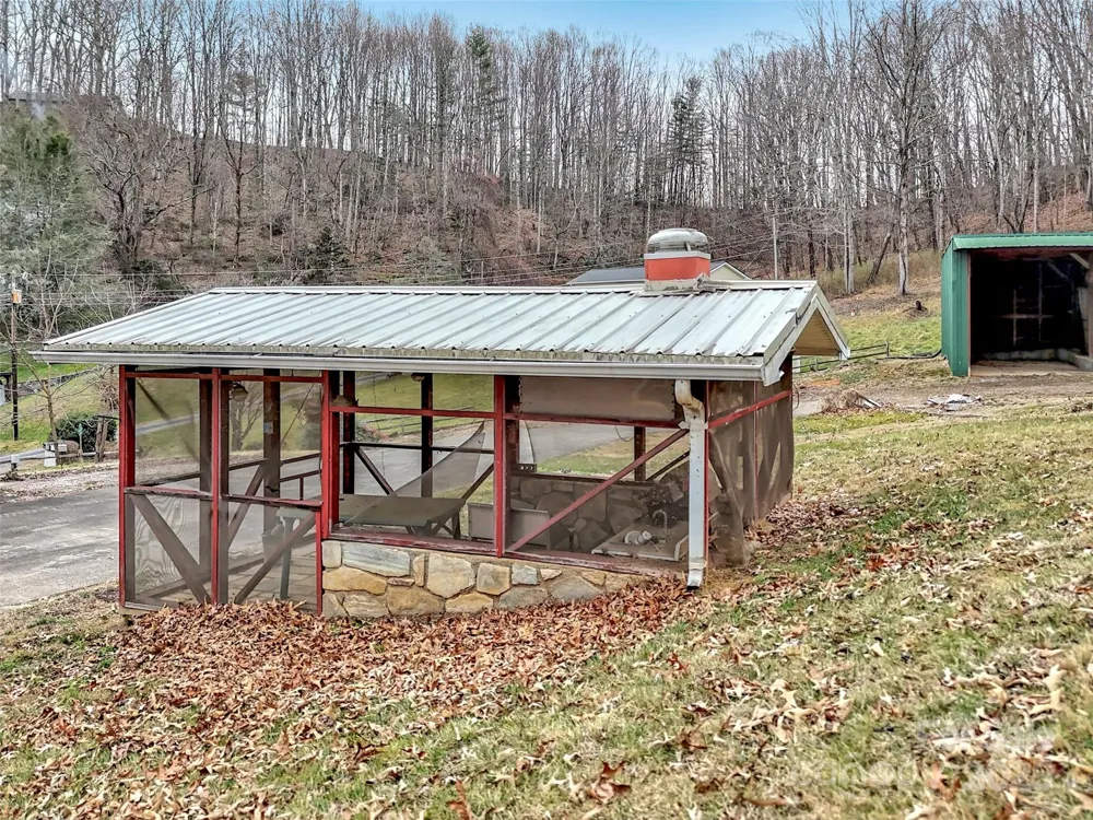 18 & 44 Sierra Point Waynesville, NC 28786