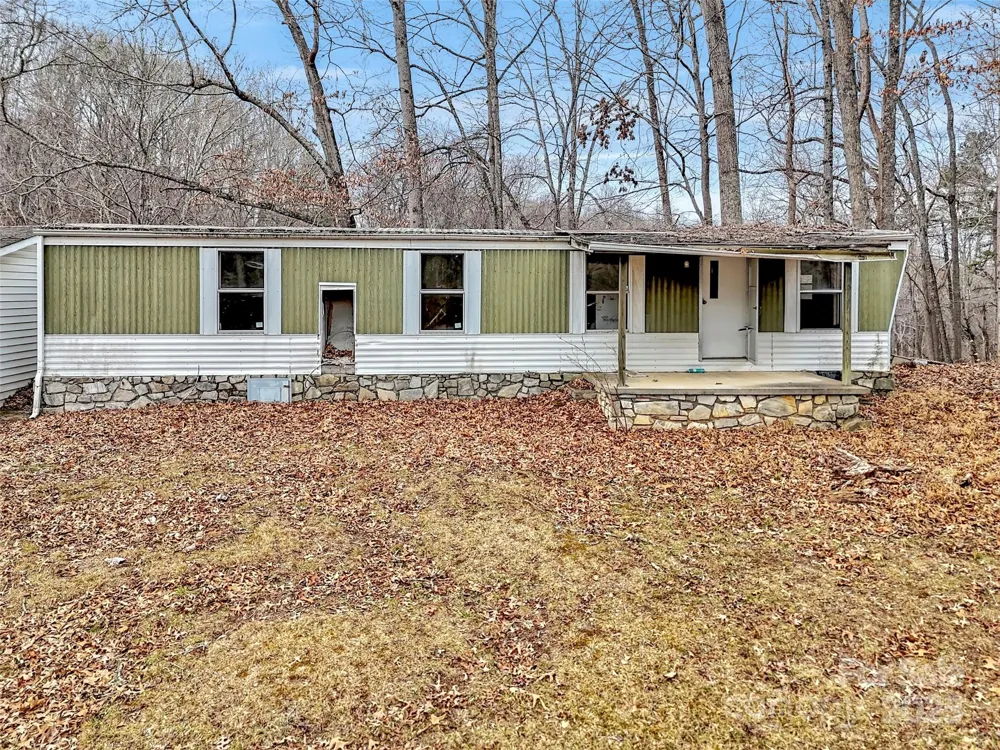 18 & 44 Sierra Point Waynesville, NC 28786
