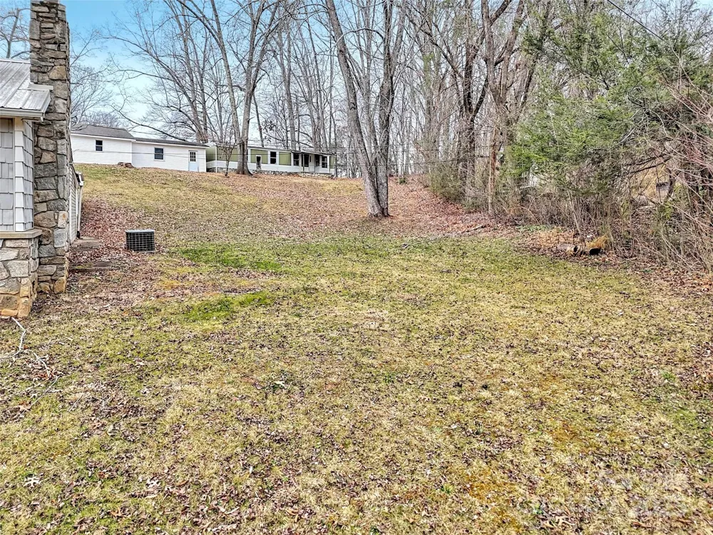 18 & 44 Sierra Point Waynesville, NC 28786