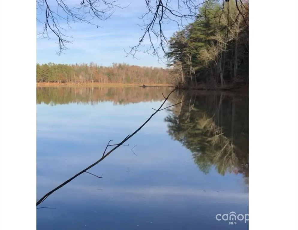 584 E Settings Boulevard NW #267 Valdese, NC 28690