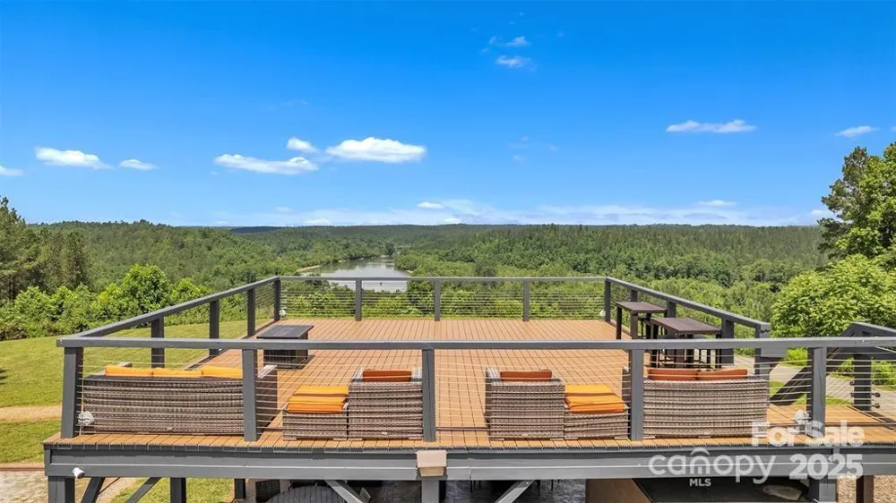 584 E Settings Boulevard NW #267 Valdese, NC 28690