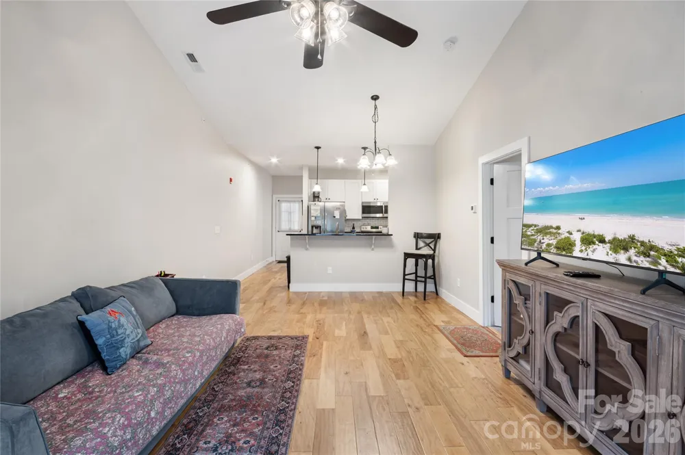 124 Foxden Drive #303 Fletcher, NC 28732