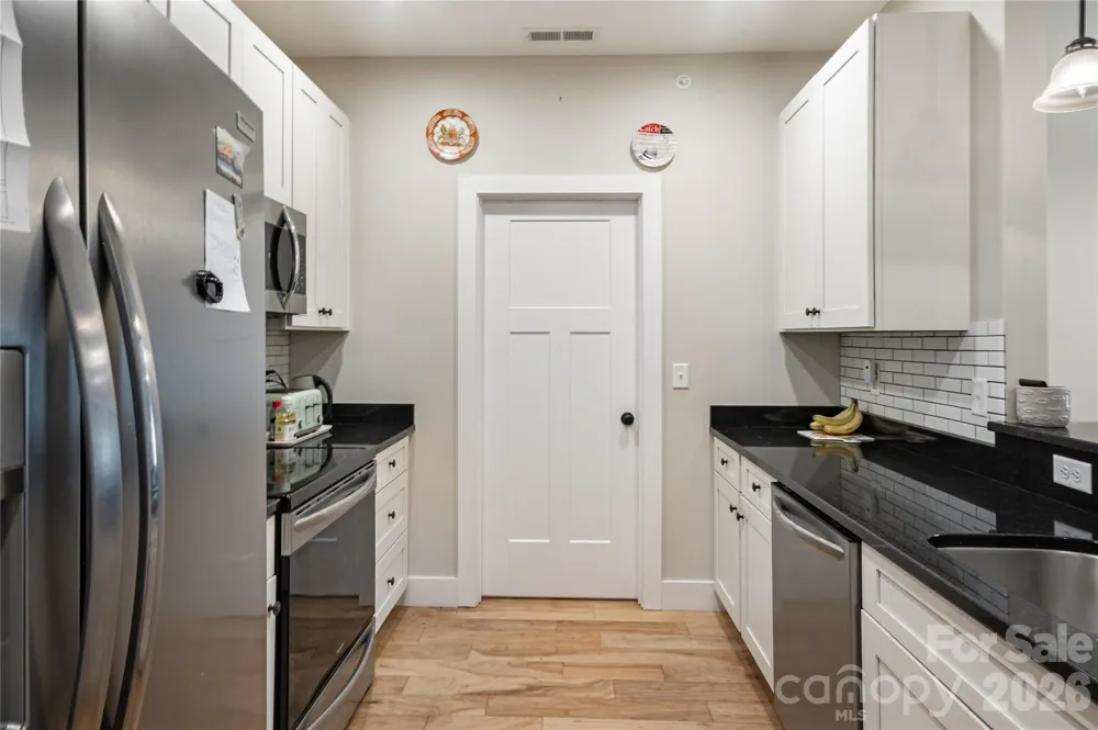 124 Foxden Drive #303 Fletcher, NC 28732