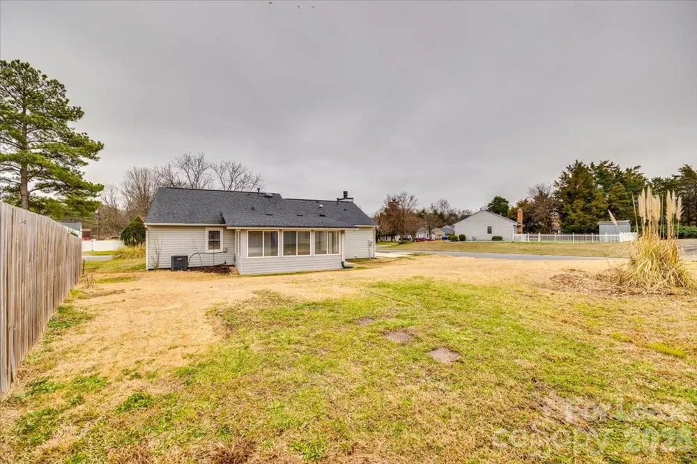 10932 Copperfield Drive Pineville, NC 28134