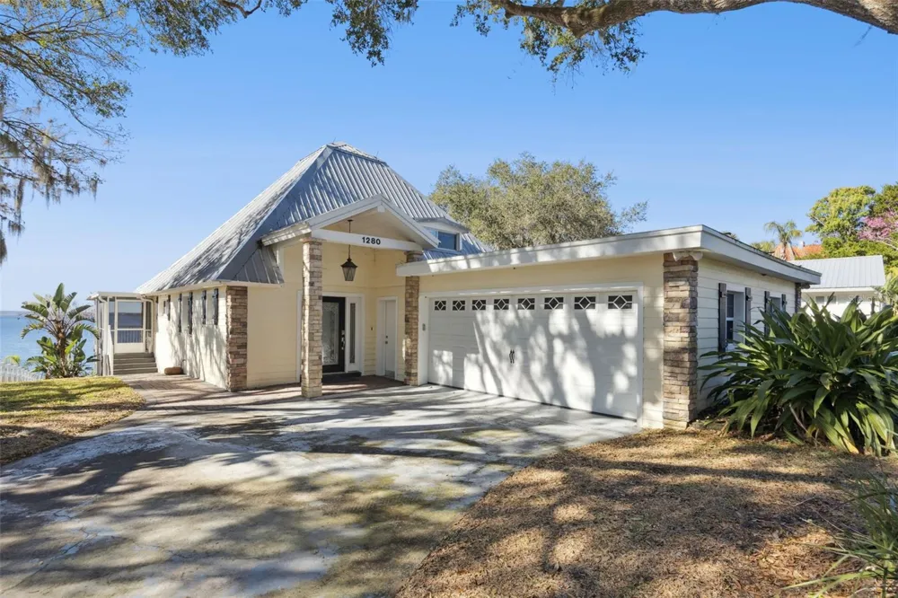 1280 CROOKED LAKE DRIVE Babson Park, FL 33827