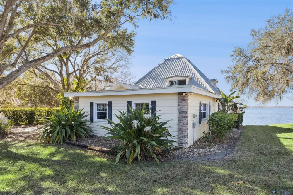 1280 CROOKED LAKE DRIVE Babson Park, FL 33827