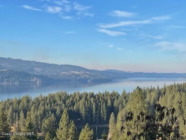 NKA 39-Ac Half Round Bay Road Harrison, ID 83833