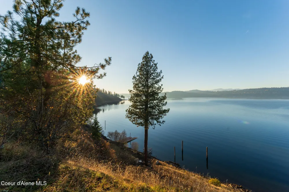 NKA 39-Ac Half Round Bay Road Harrison, ID 83833