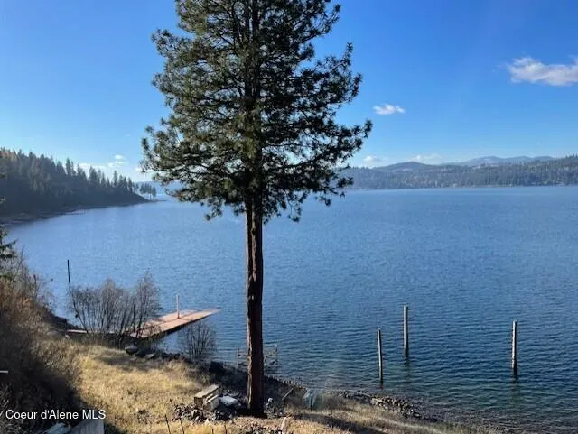 NKA 39-Ac Half Round Bay Road Harrison, ID 83833