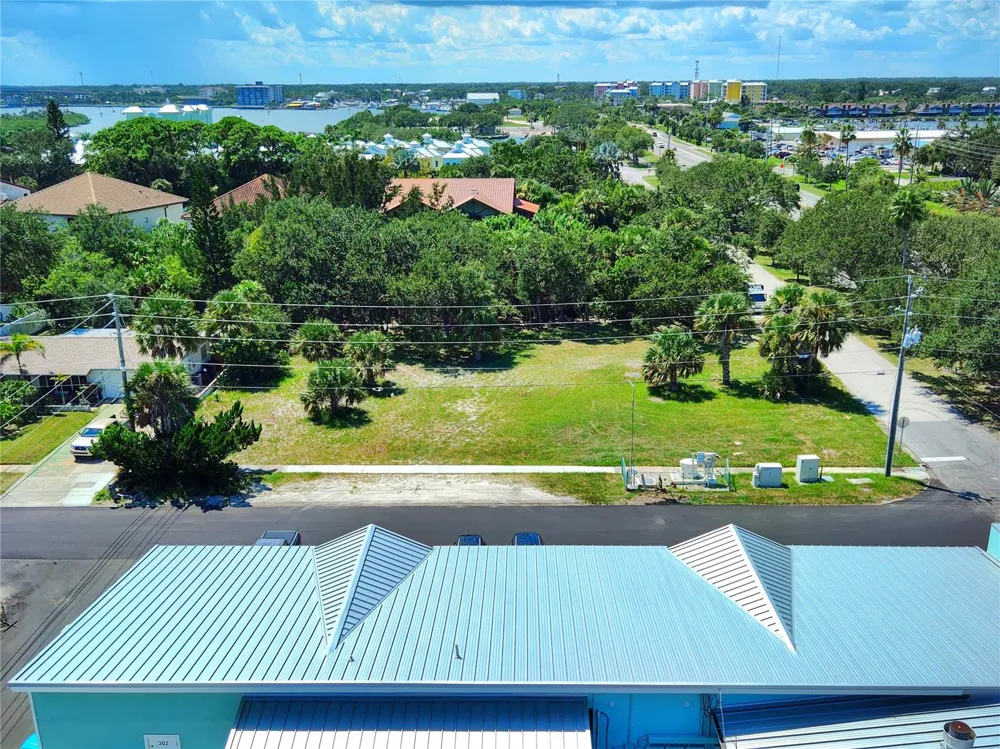 102 DESOTO DRIVE New Smyrna Beach, FL 32169