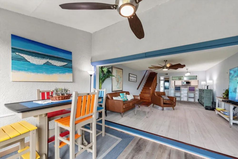 9434 TARA CAY COURT #25 Seminole, FL 33776