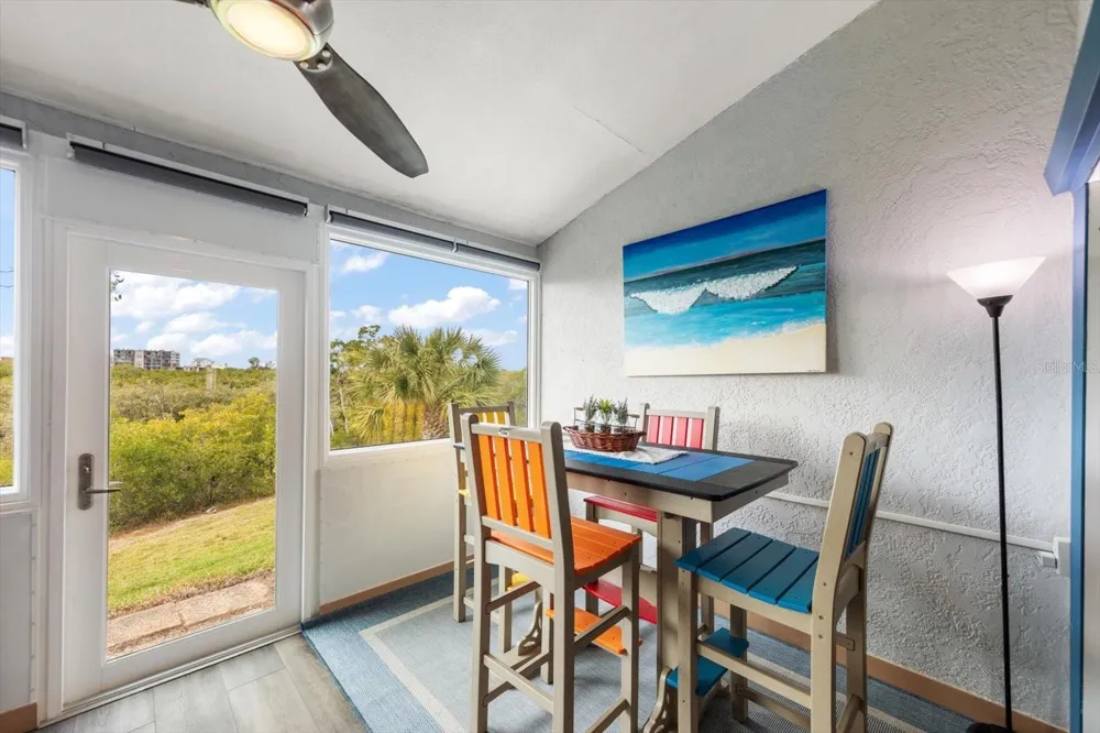 9434 TARA CAY COURT #25 Seminole, FL 33776