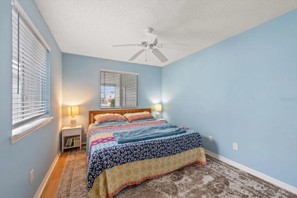 9434 TARA CAY COURT #25 Seminole, FL 33776