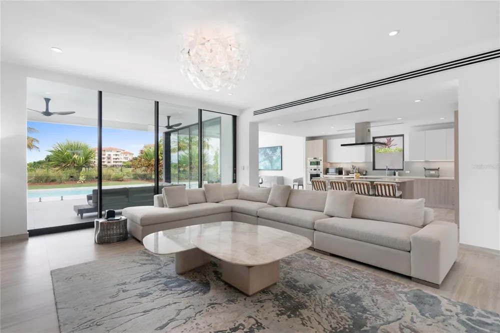 3 THE ENCLAVE Dorado, PR 00646