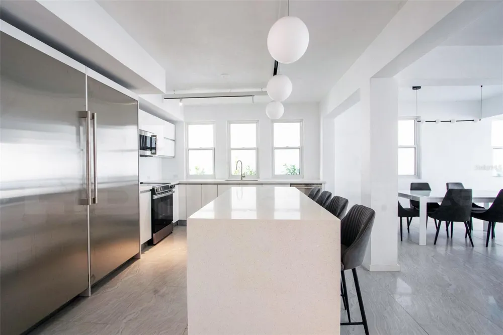 2071 CACIQUE STREET San Juan, PR 00911