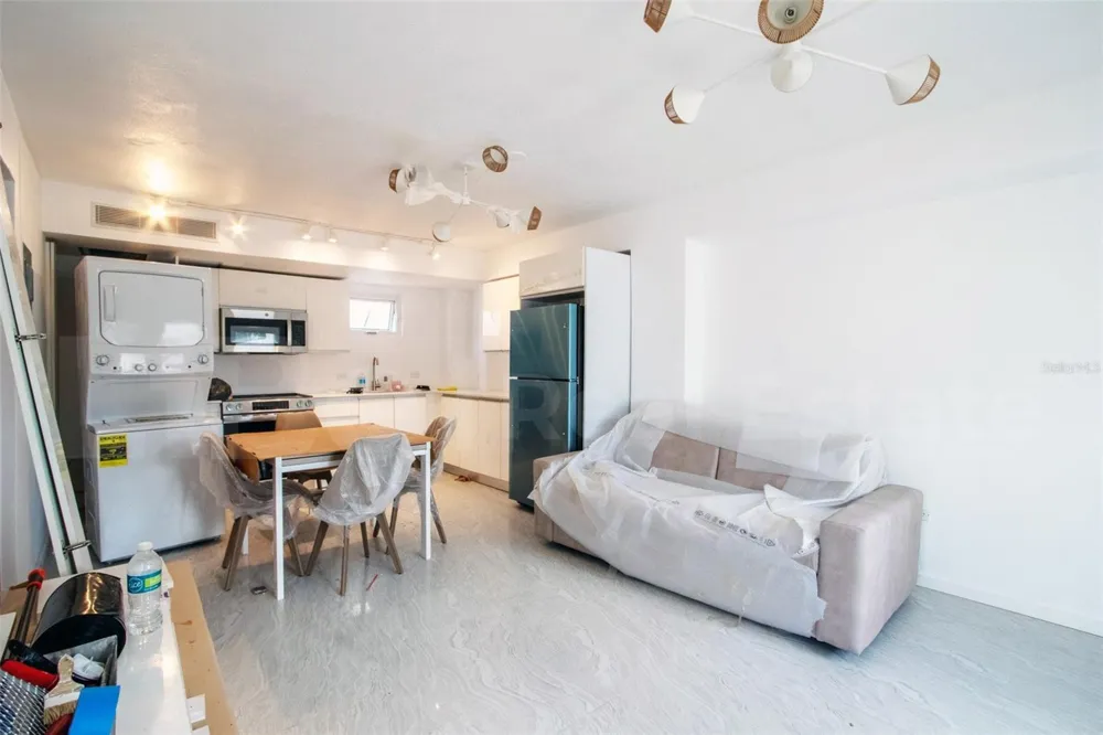 2071 CACIQUE STREET San Juan, PR 00911