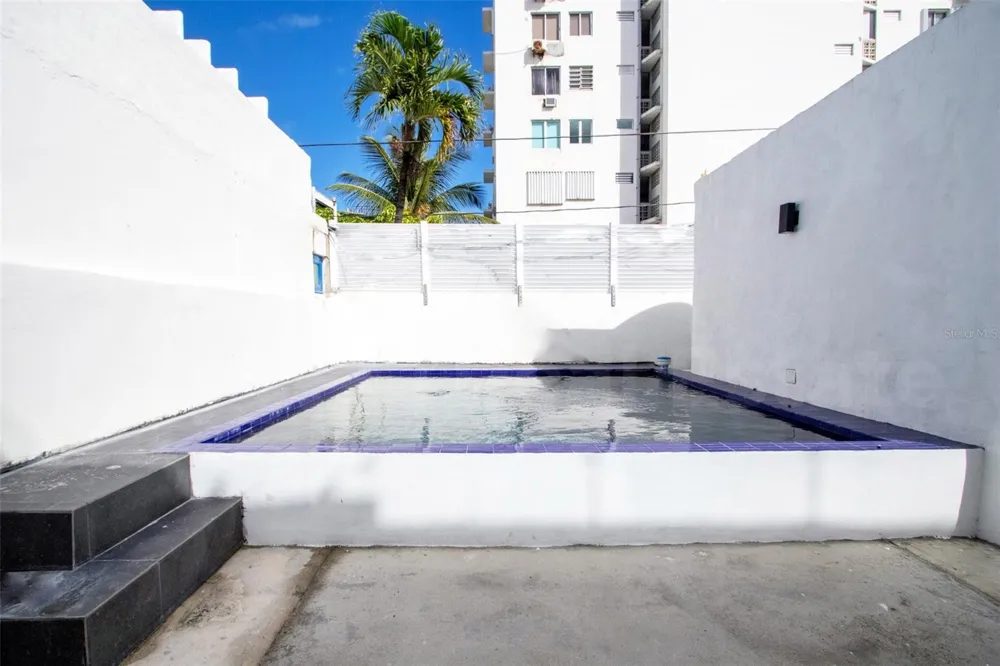 2071 CACIQUE STREET San Juan, PR 00911