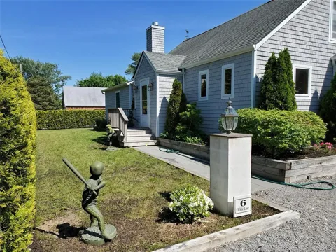 6 White Lane