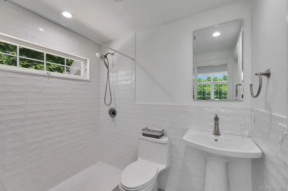 5415 Skunk Lane Cutchogue, NY 11935