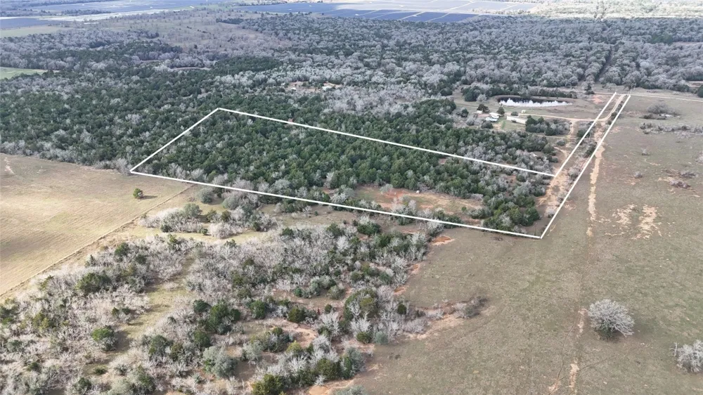259 Meduna Road Smithville, TX 78957