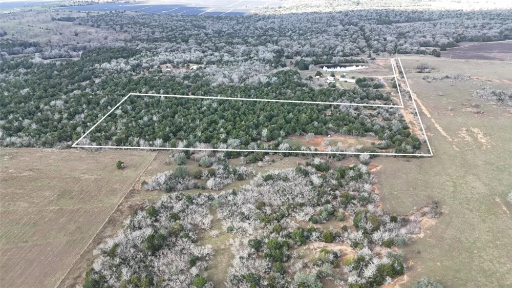 259 Meduna Road Smithville, TX 78957