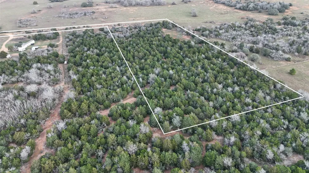 259 Meduna Road Smithville, TX 78957