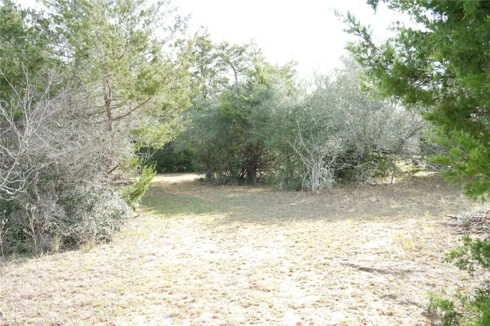 259 Meduna Road Smithville, TX 78957