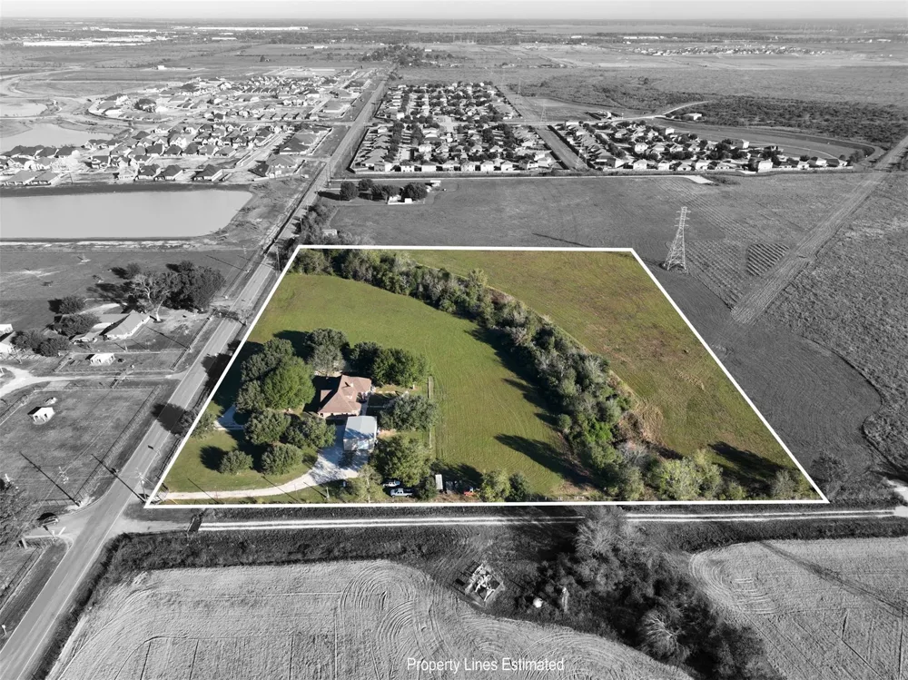 16010 Warren Ranch Road Hockley, TX 77447