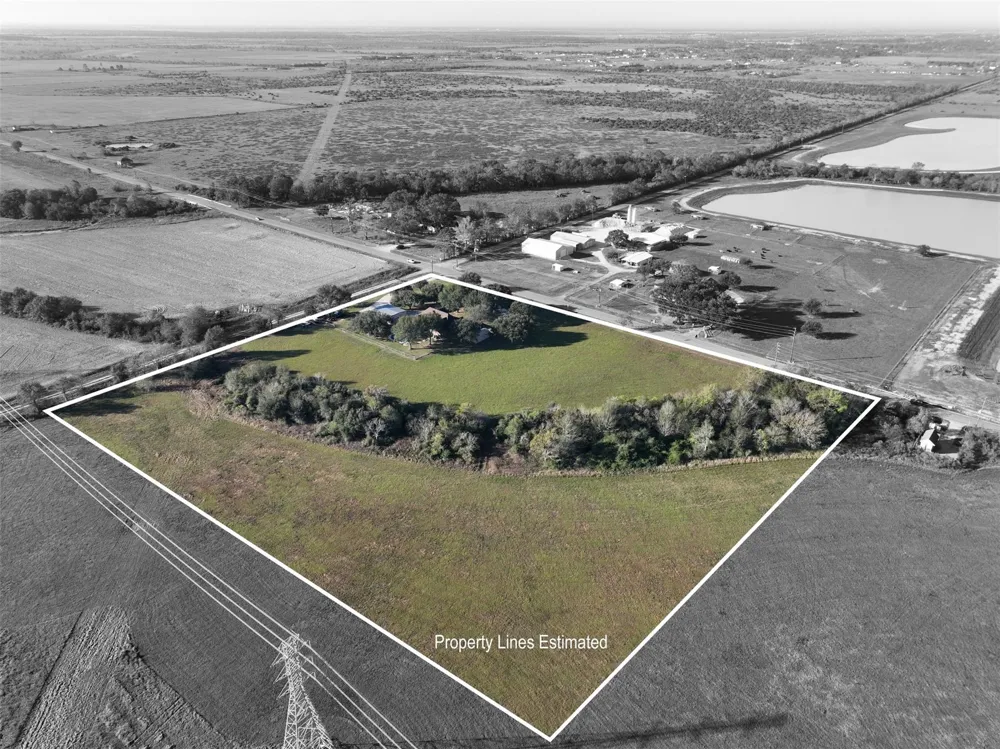 16010 Warren Ranch Road Hockley, TX 77447