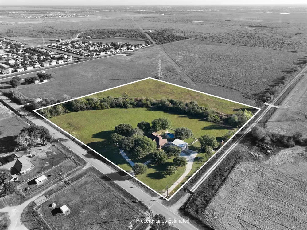 16010 Warren Ranch Road Hockley, TX 77447