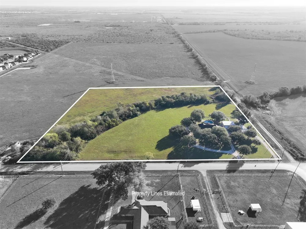 16010 Warren Ranch Road Hockley, TX 77447