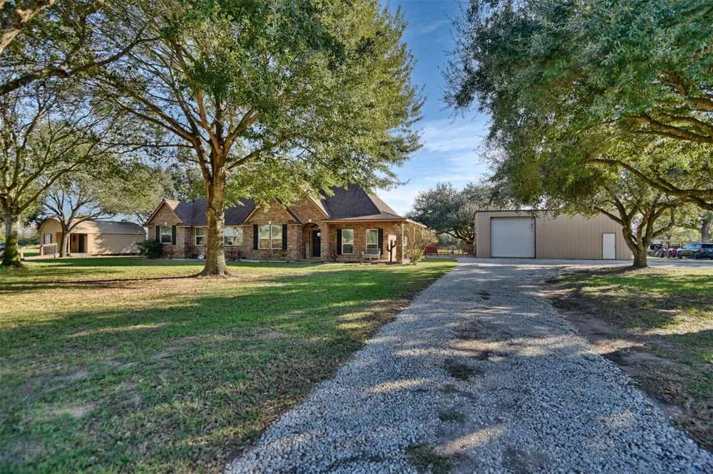 16010 Warren Ranch Road Hockley, TX 77447