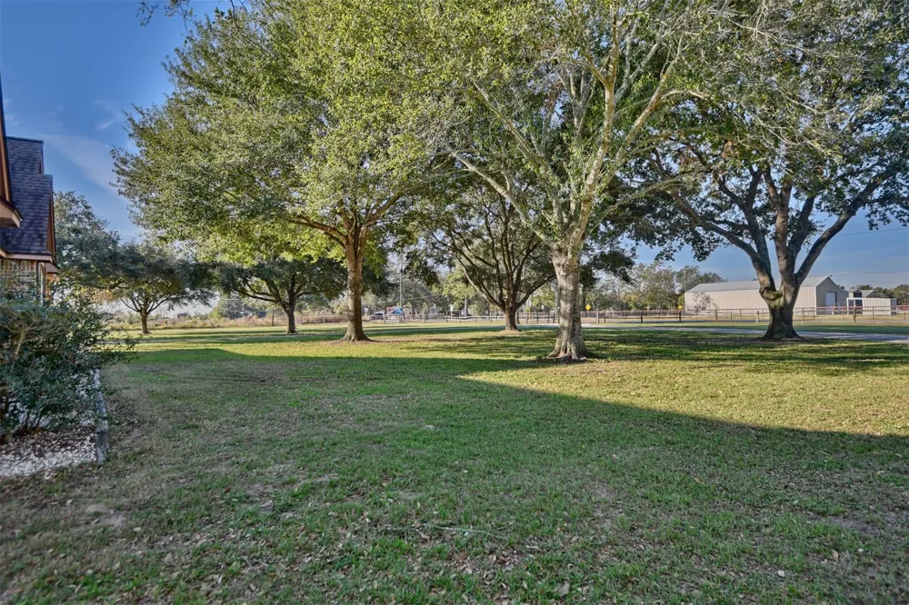 16010 Warren Ranch Road Hockley, TX 77447