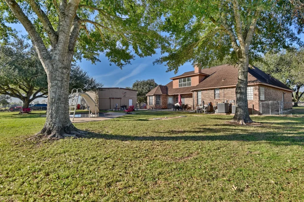 16010 Warren Ranch Road Hockley, TX 77447