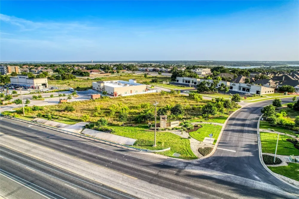 4820 Williams Drive Georgetown, TX 78633