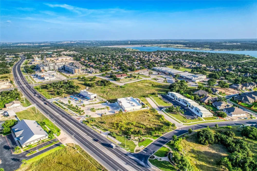 4820 Williams Drive Georgetown, TX 78633